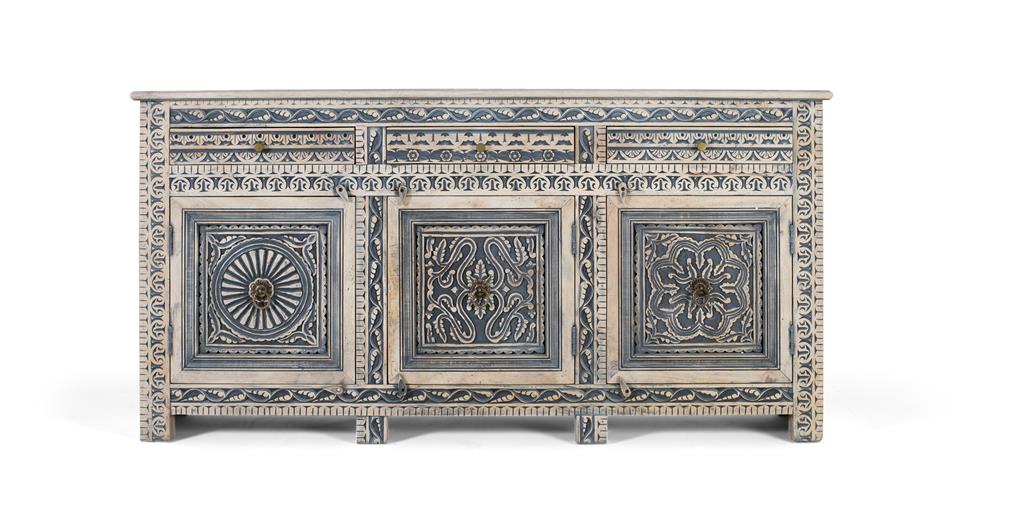 Sideboard